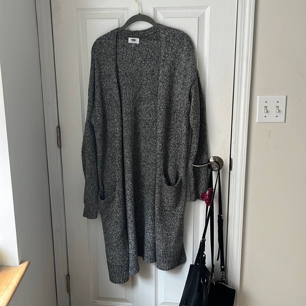 Grey knit duster with pockets